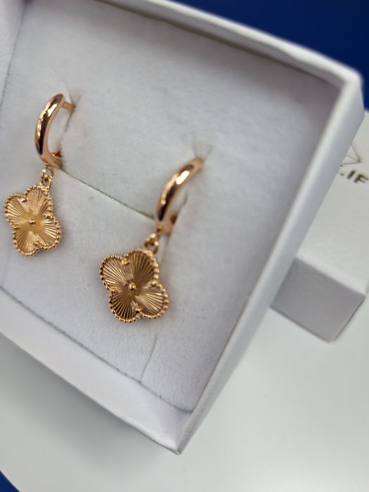 Сережки золото 585 маса 2.74