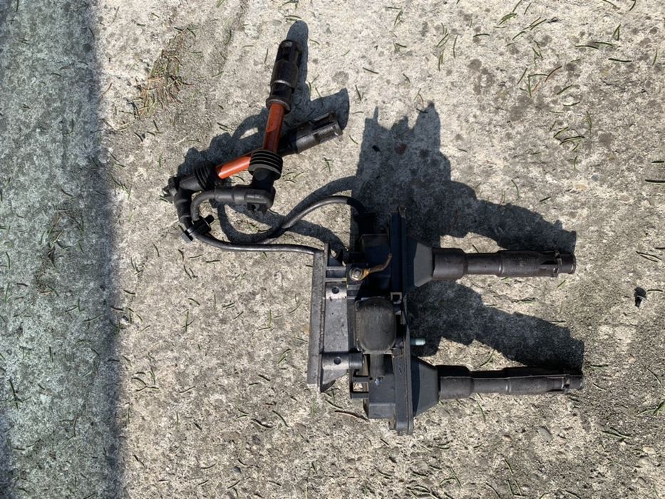 Катушка модуль зажигания 1.8 ADR Skoda Volkswagen Audi