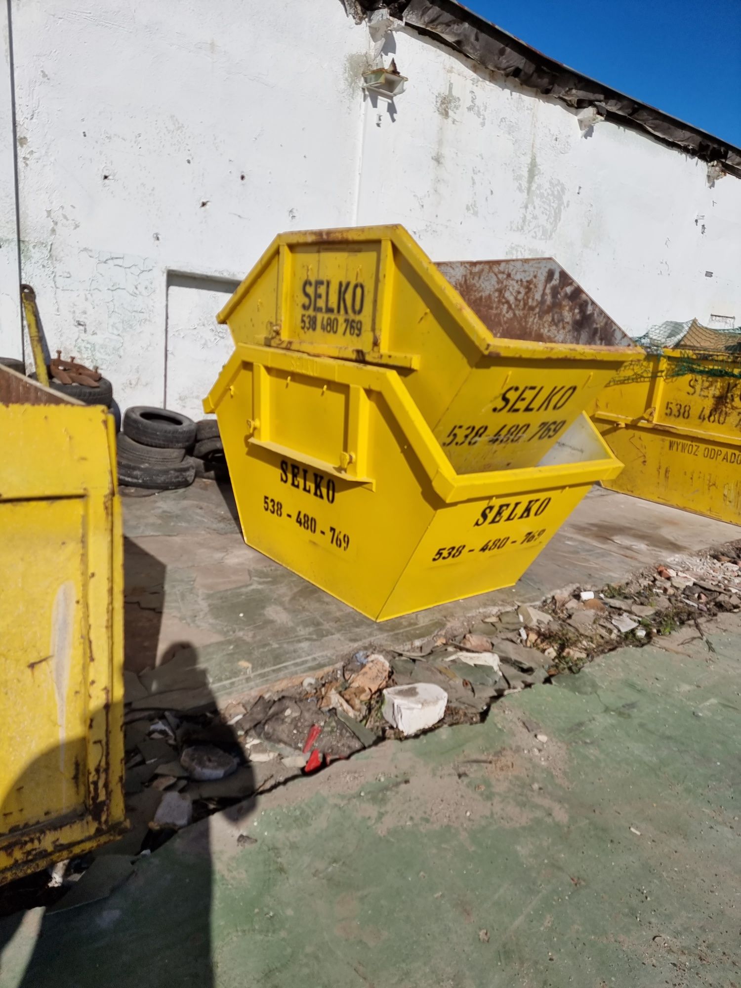 Wywóz odpadów kontenery na gruz śmieci