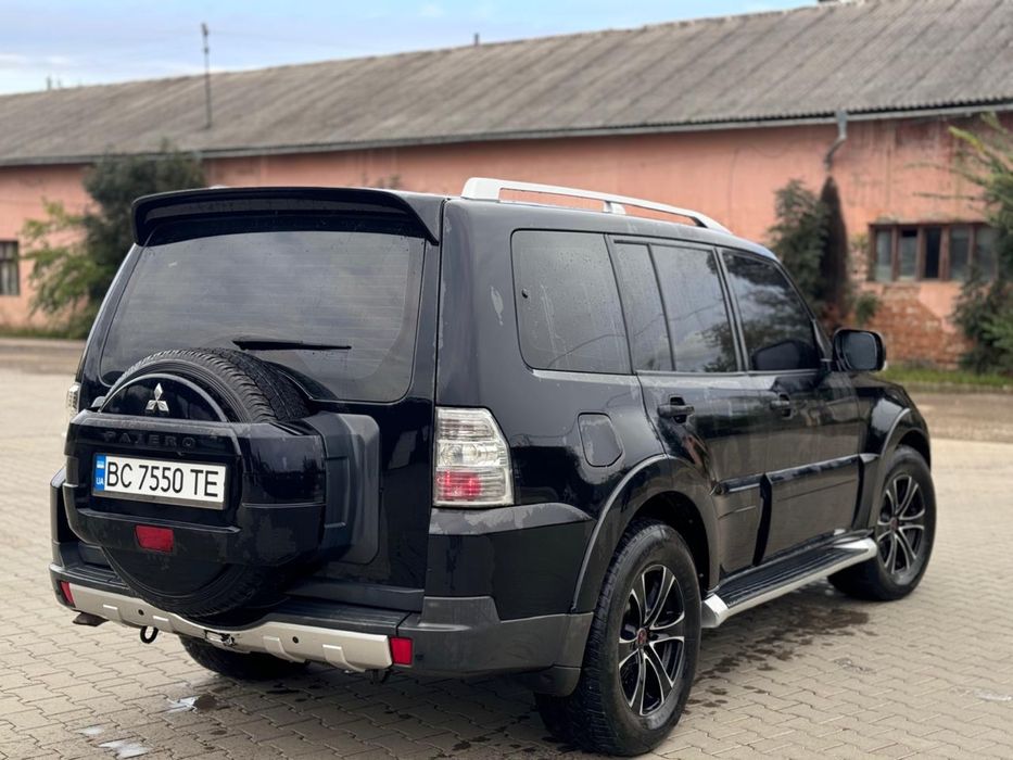 Mitsubishi Pajero Wagon