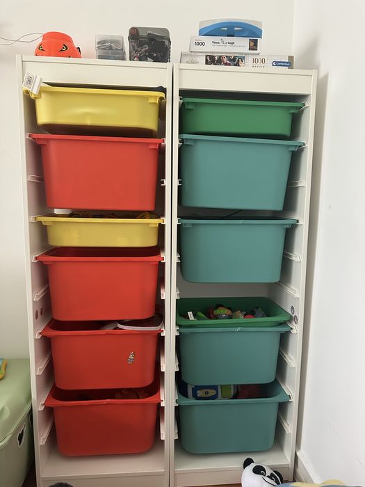 Móveis arrumacao brinquedos com caixas