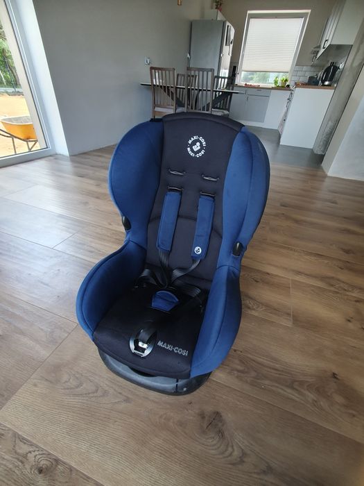 Fotelik maxi cosi 9-36