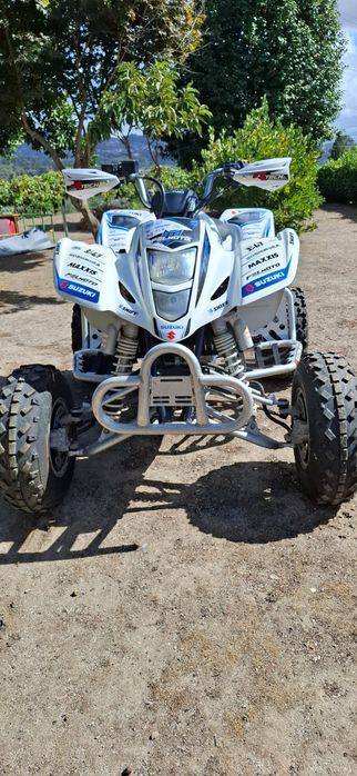Moto 4 Ltz 400 pouco uso