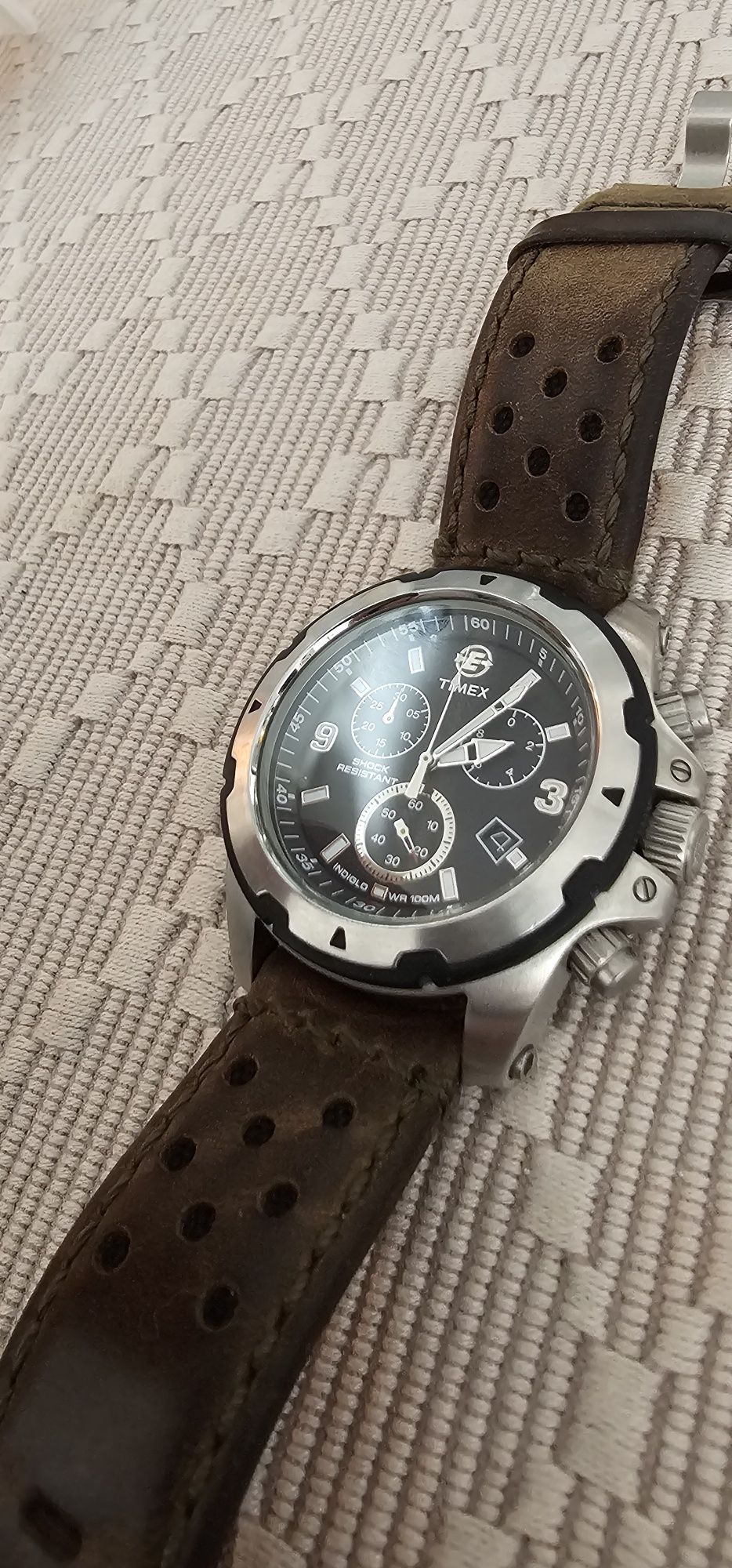 Zegarek męski Timex indiglo T49626 WR100M Shock resistant
