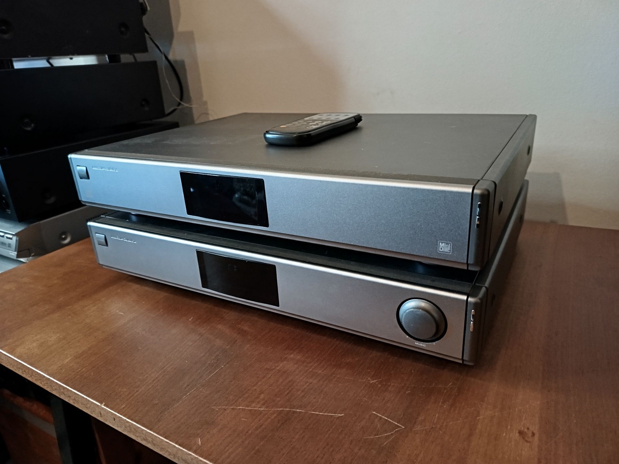 Zestaw MATANTZ  Slimline (Amplituner+ CD/Minidisc)
