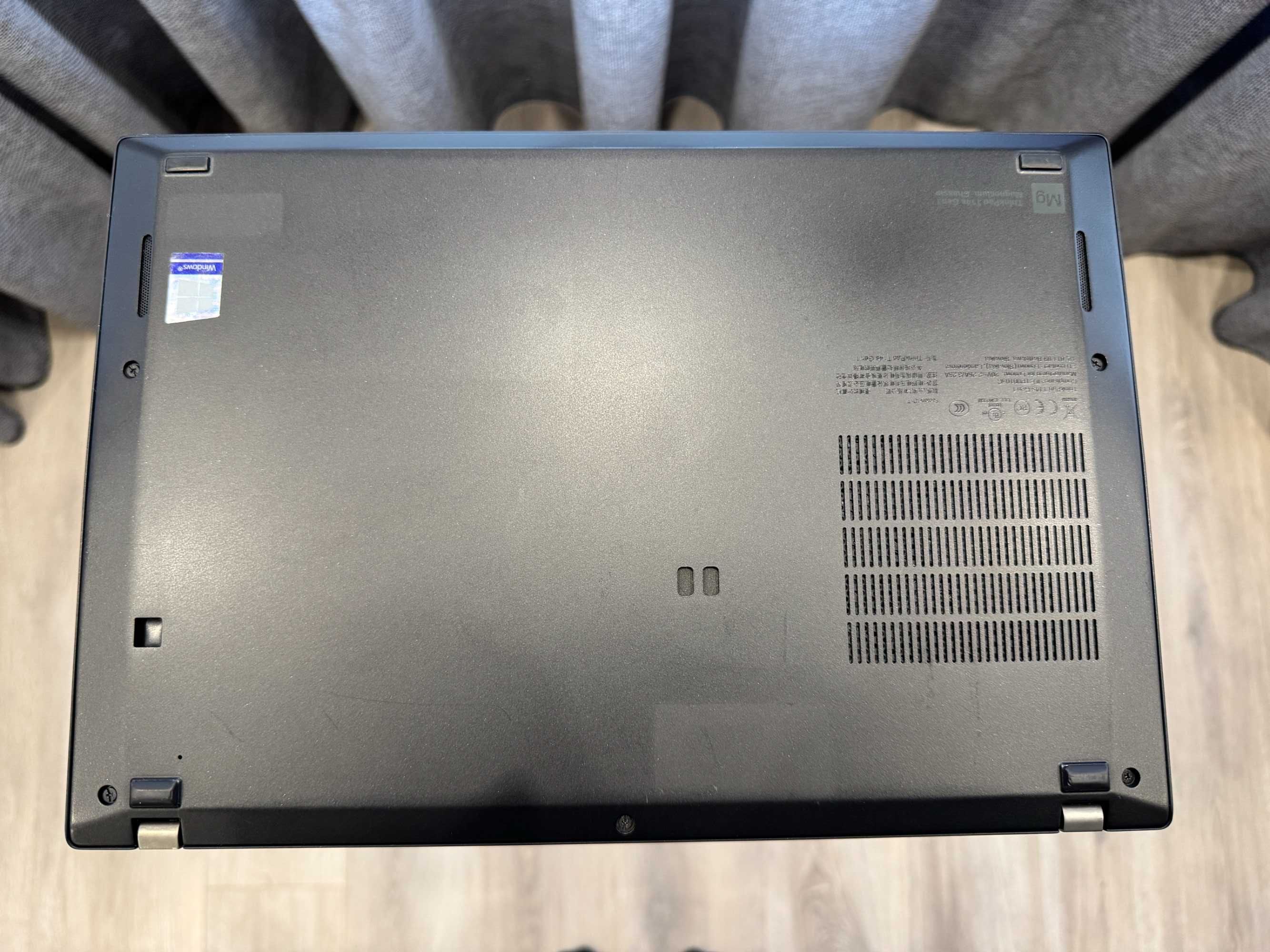 Ноутбук Lenovo ThinkPad T14s | i7-10610U | Ram-16 SSD-512 | FHD IPS