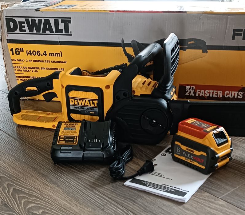 Акумуляторна цепна пила 60v DeWalt dccs670t1