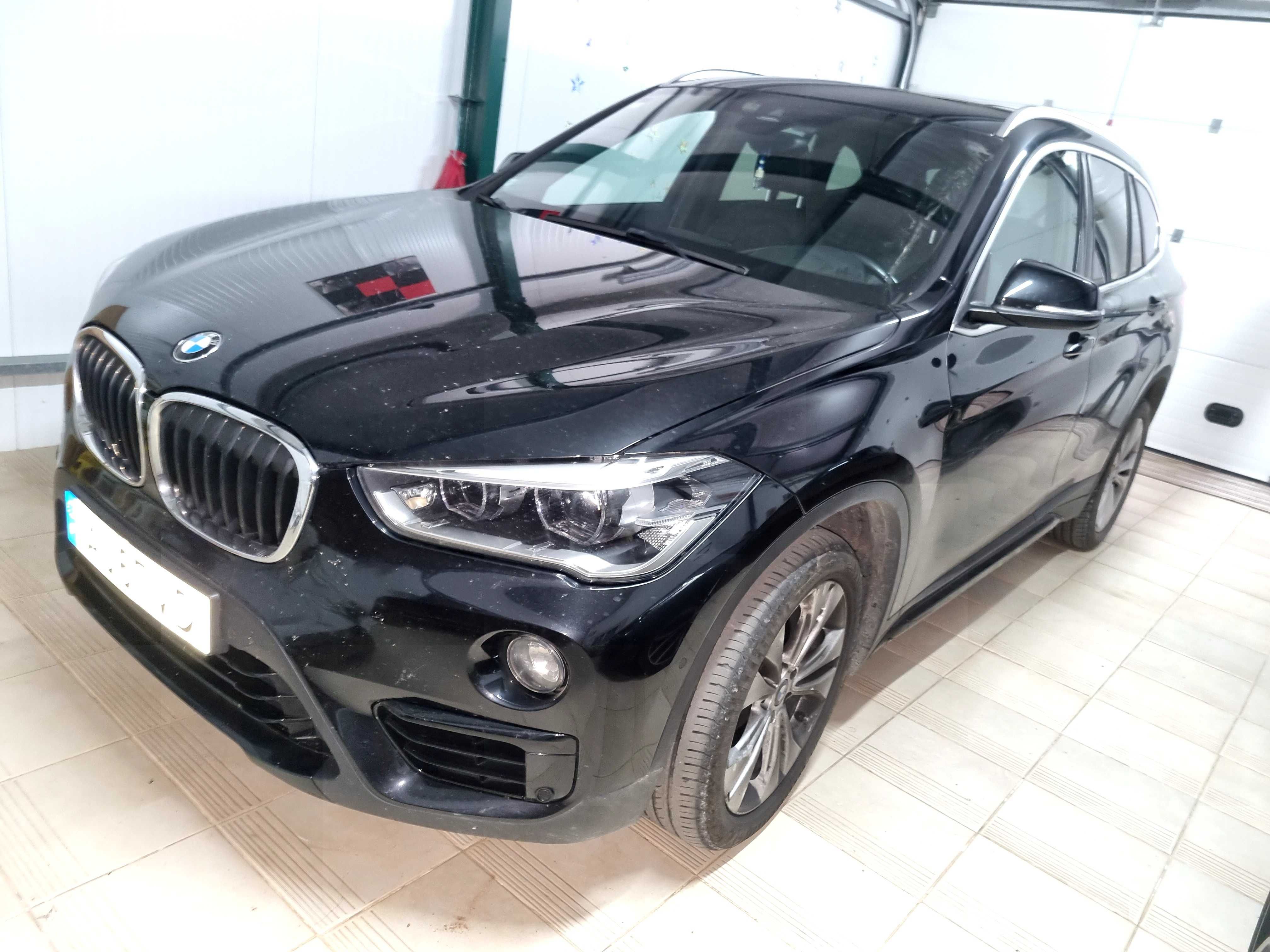 SUV  BMW X1 2016