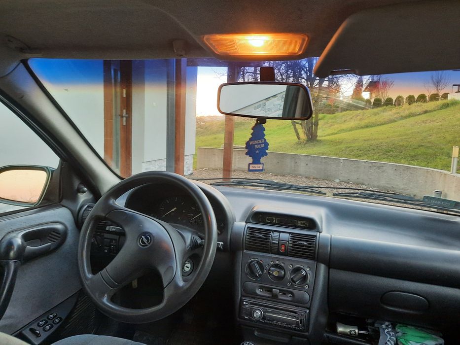 Opel Corsa Kombi 1,7 D Isuzu unikat