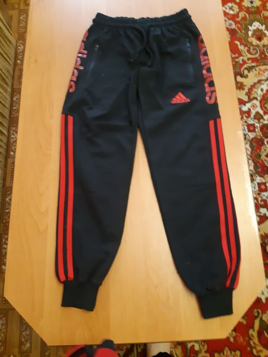 Костюм спортивный adidas