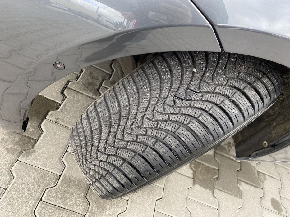 BMW 3GT 330i Grand Turismo 2.0T