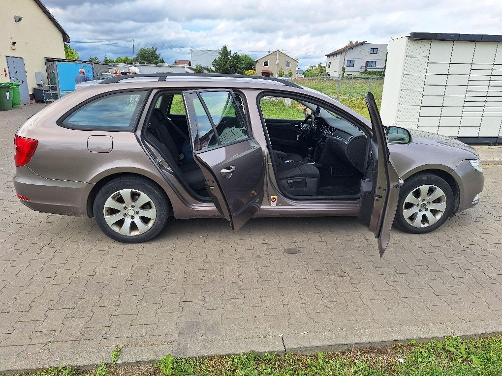 Sprzedam skoda superb