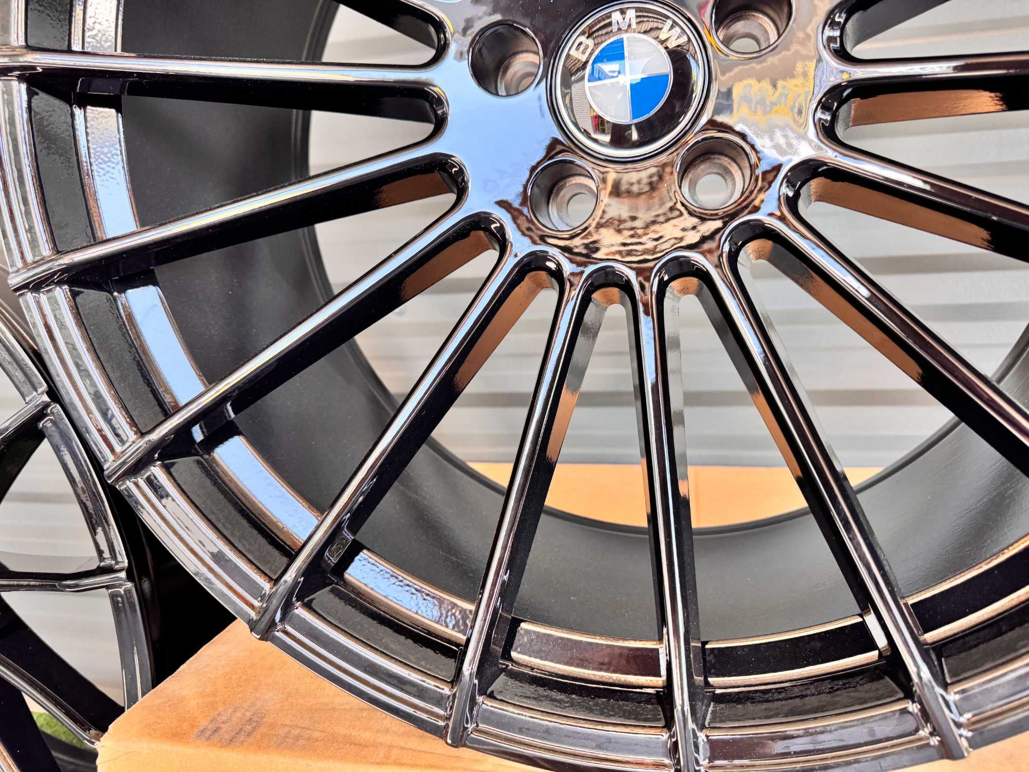 R22 5x112 дизайн Hamann BMW G06 G05 G07 X5 X6 X7 G02 X4 Хаман титани