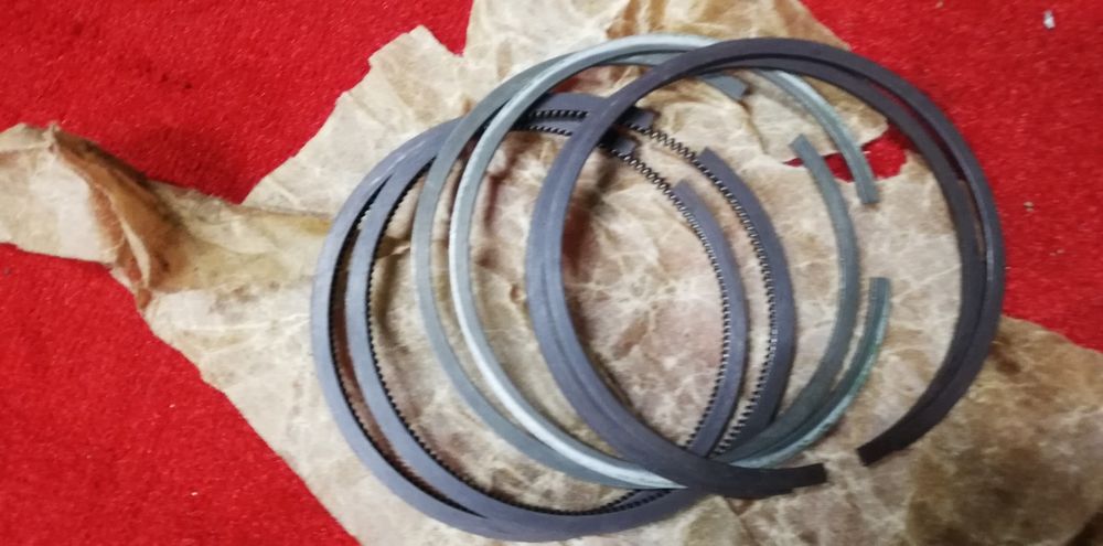 Fiat 126p pierścienie cylindrów nowe nominalne oryginalne 650 cm FSM