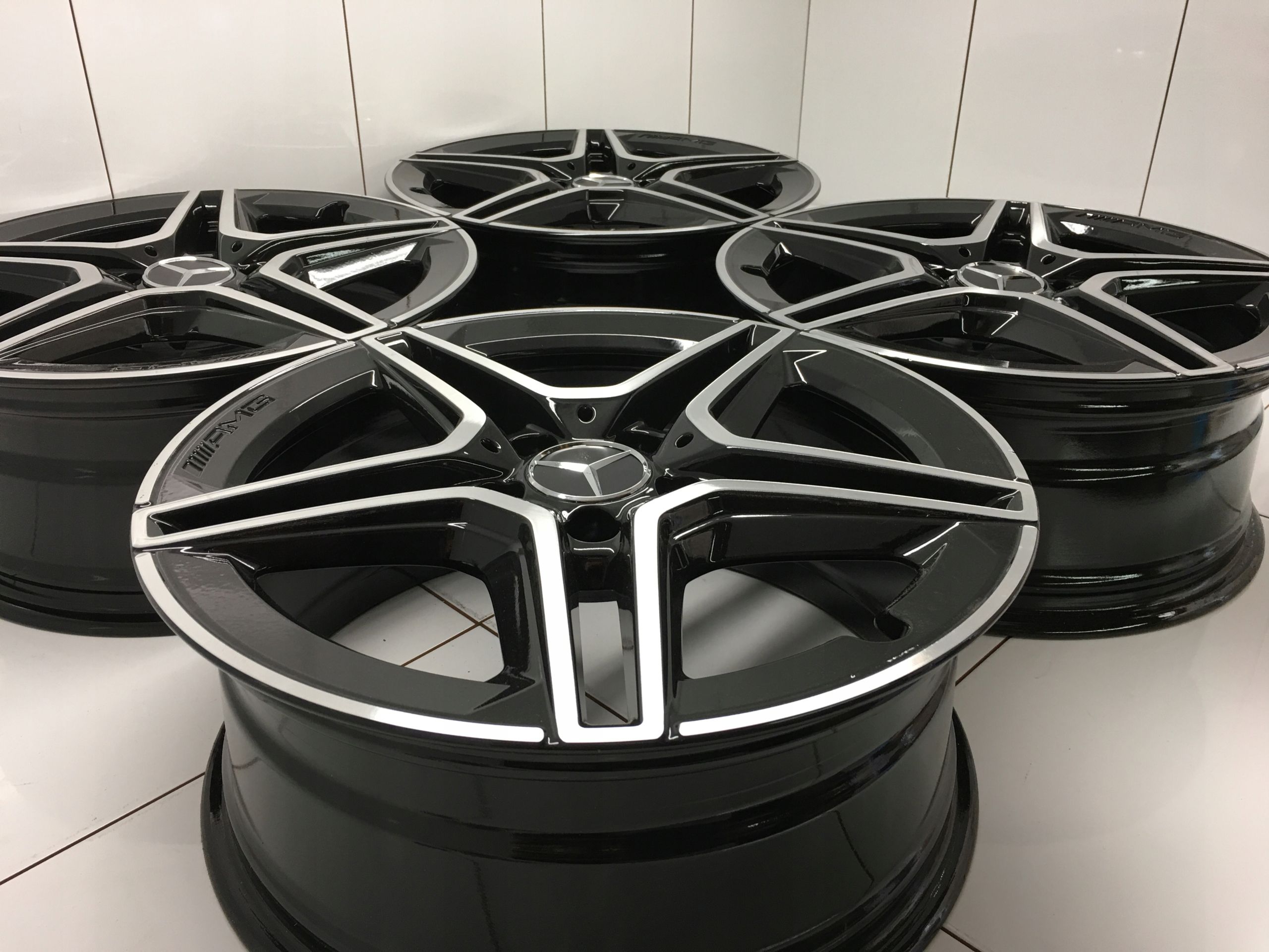 Felgi 18 Mercedes c Klasa Amg 205 7,5 ET44 8.5 49 idealne