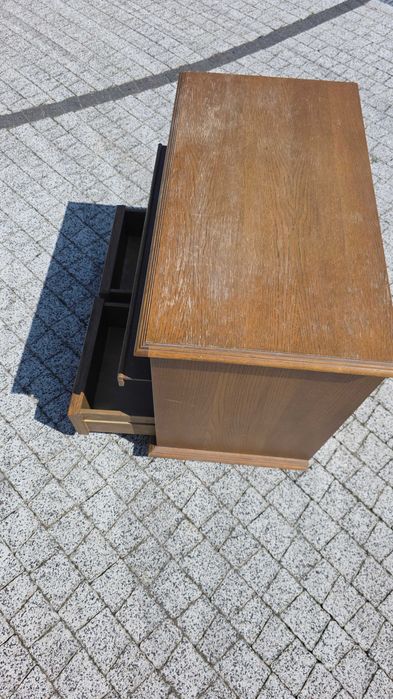 Szafka pod telewizor dębowa ciężka