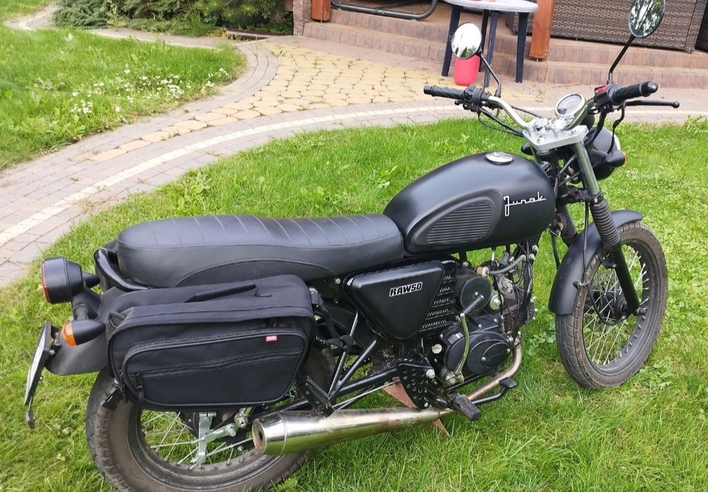 JUNAK RAW 50 /72cm3/ 2022r czarny mat, mały przebieg