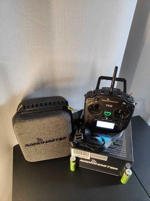 Radiomaster TX12 MKII Новий ERLS FCC Кейс Акумулятори 18650