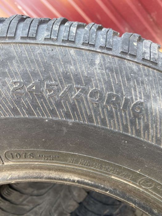 зимова гума 245*70 р16