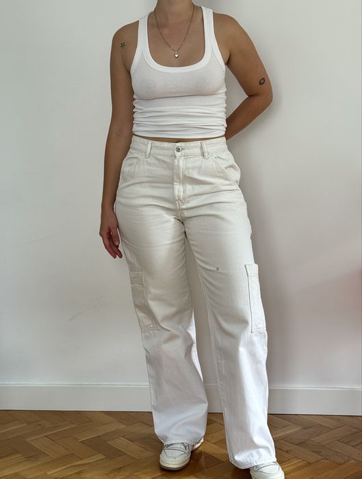 Jasne białe szerokie jesnsy cargo H&M 40/42 wysoki stan