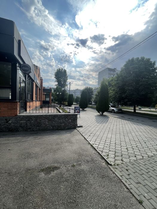 Оренда комерційного приміщення(Таращанський масив)