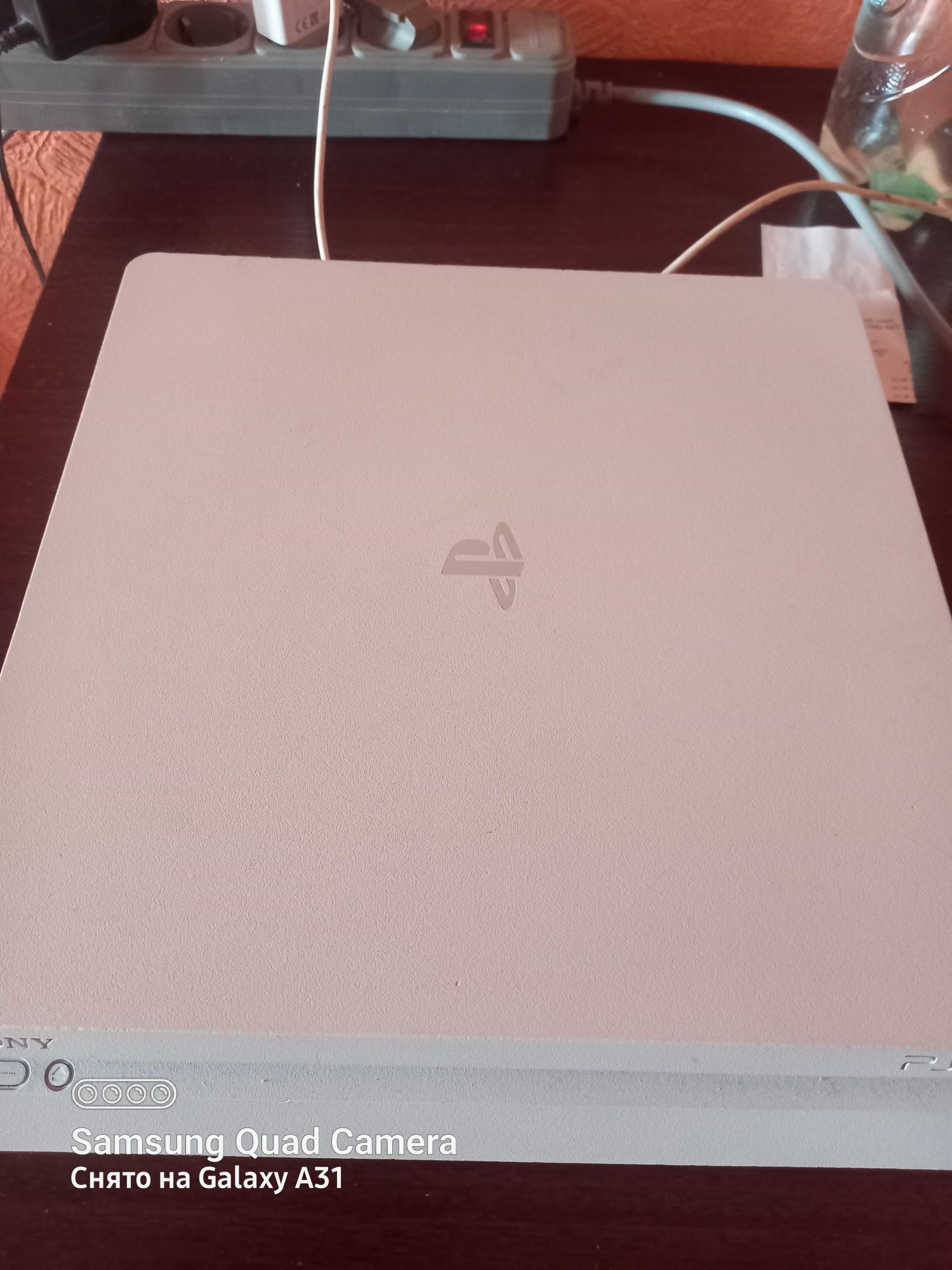 Sony Play Station 4 Slim 500 Gb

Sony PlayStation 4 Slim 500Gb [модель