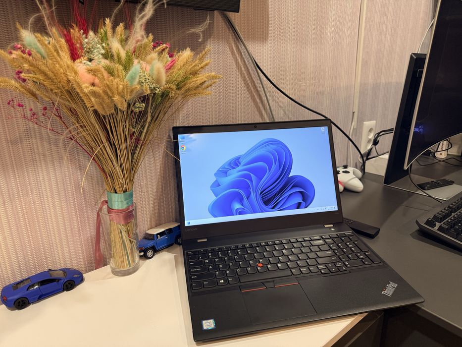 Ноутбук Потужний Lenovo Intel i7+ssd512+32 ddr4+ Nvidia Quadro 4 gb