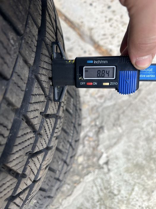 Зимові шини 215/60/17С 109/107Т Falken EuroWinter Van01