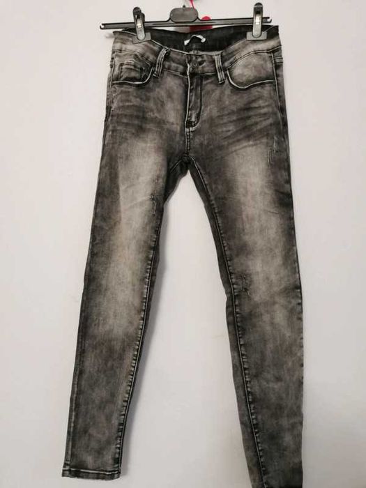 Szare jeansy z niższym stanem skinny