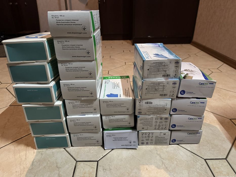 Рукавички медичні