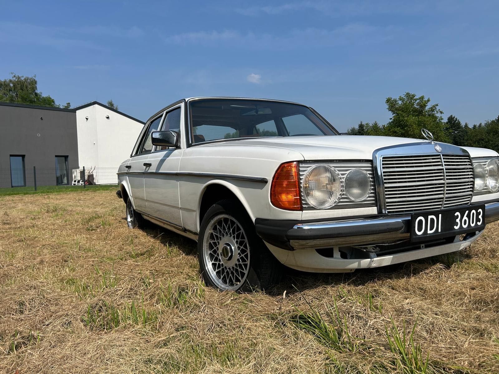 Mercedes w123 200d