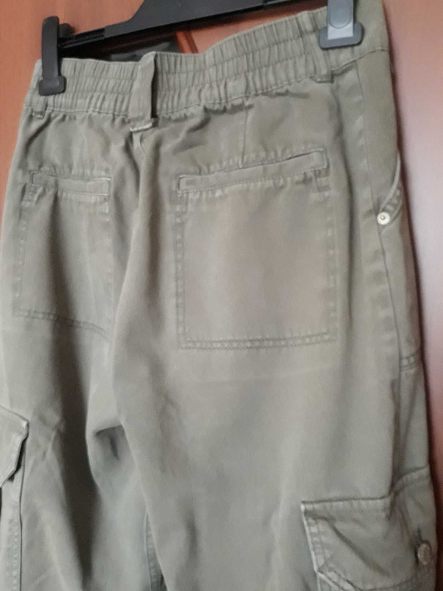 Spodnie bojówki khaki jak nowe Pull&Bear kieszenie oliwkowe r. 36