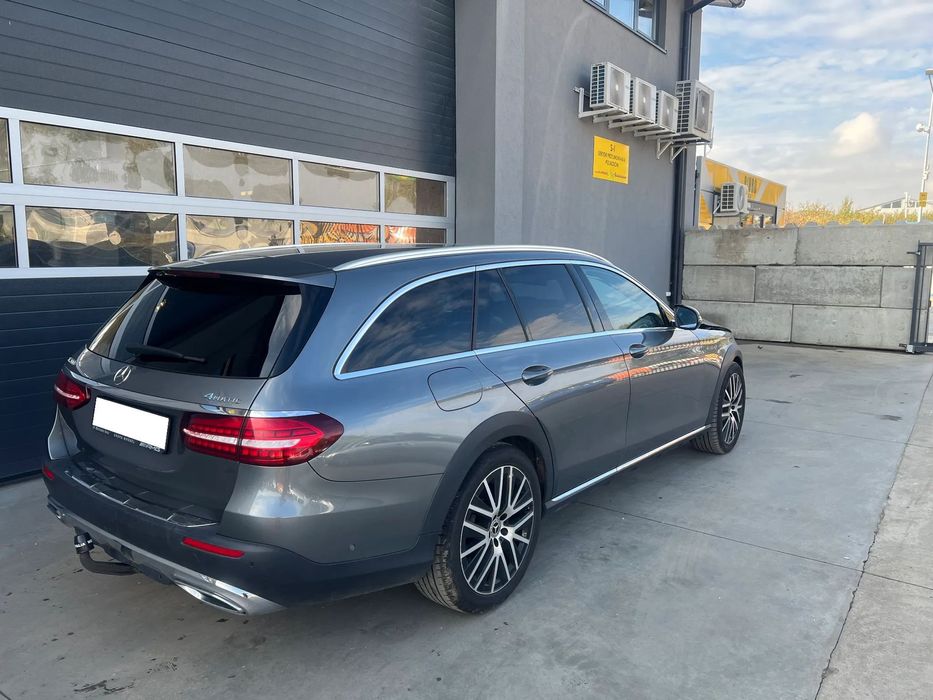 Mercedes-Benz Klasa E / 197KM / 4MATIC / rok produkcji 2020