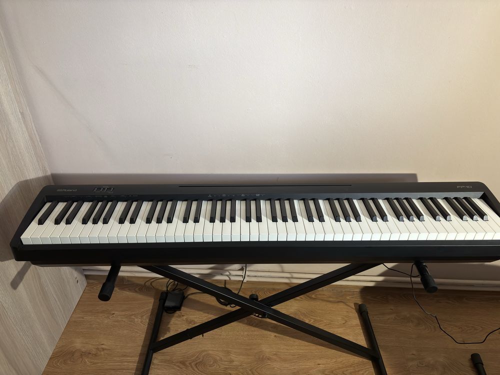Pianino cyfrowe, keyboard Roland FP10, pełny zestaw do nauki gry