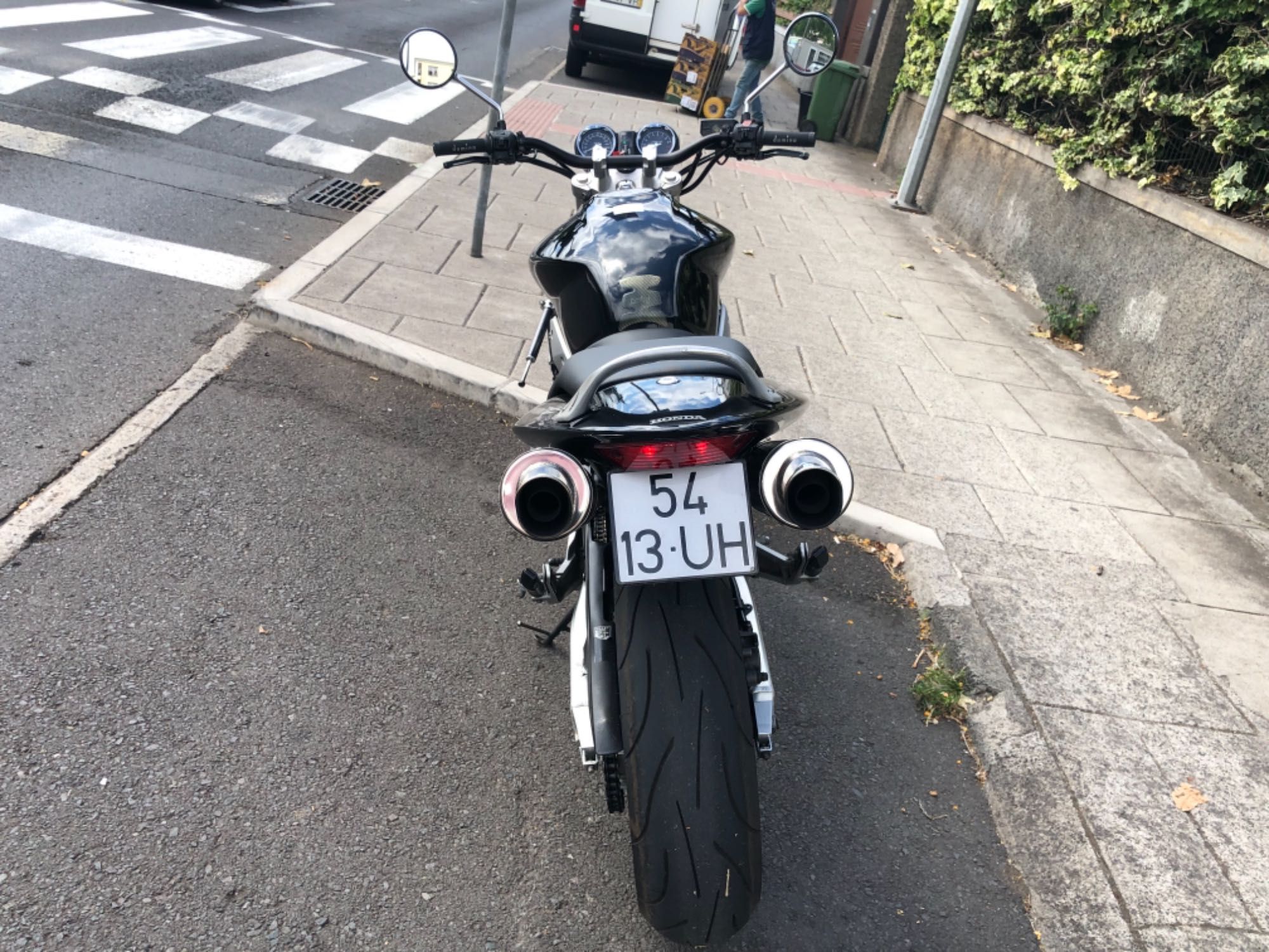 Honda Hornet 900