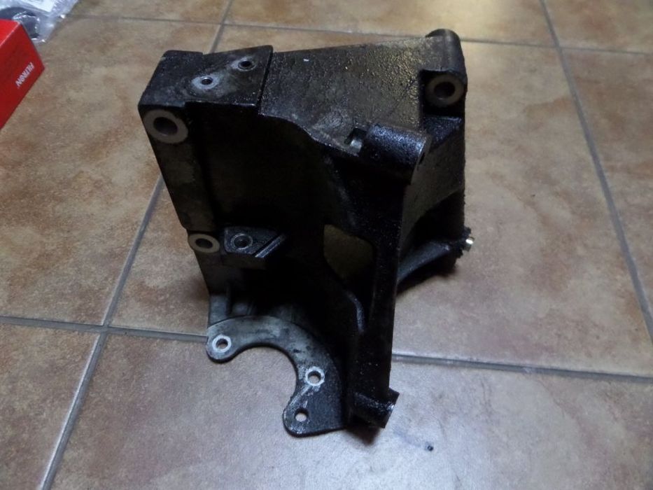 2326 WSPORNIK SPRĘZARKI AUDI A8 D2 3.3 057260885