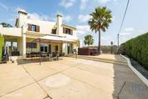 Casa / Villa T5 em Guia de 322,00 m2