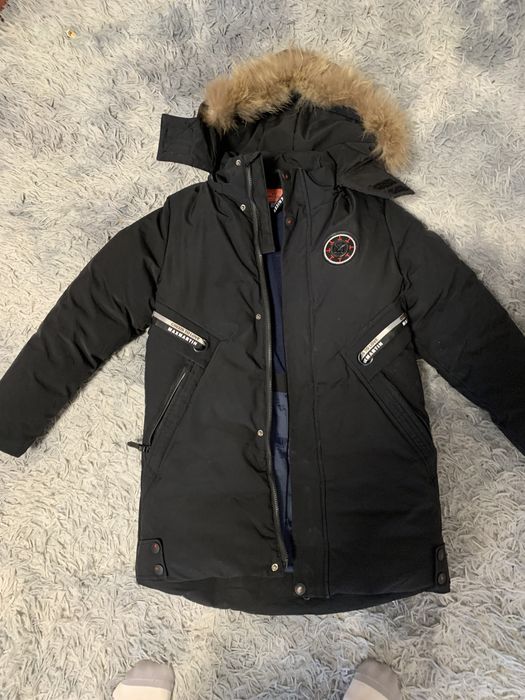 Продам зимові курточки