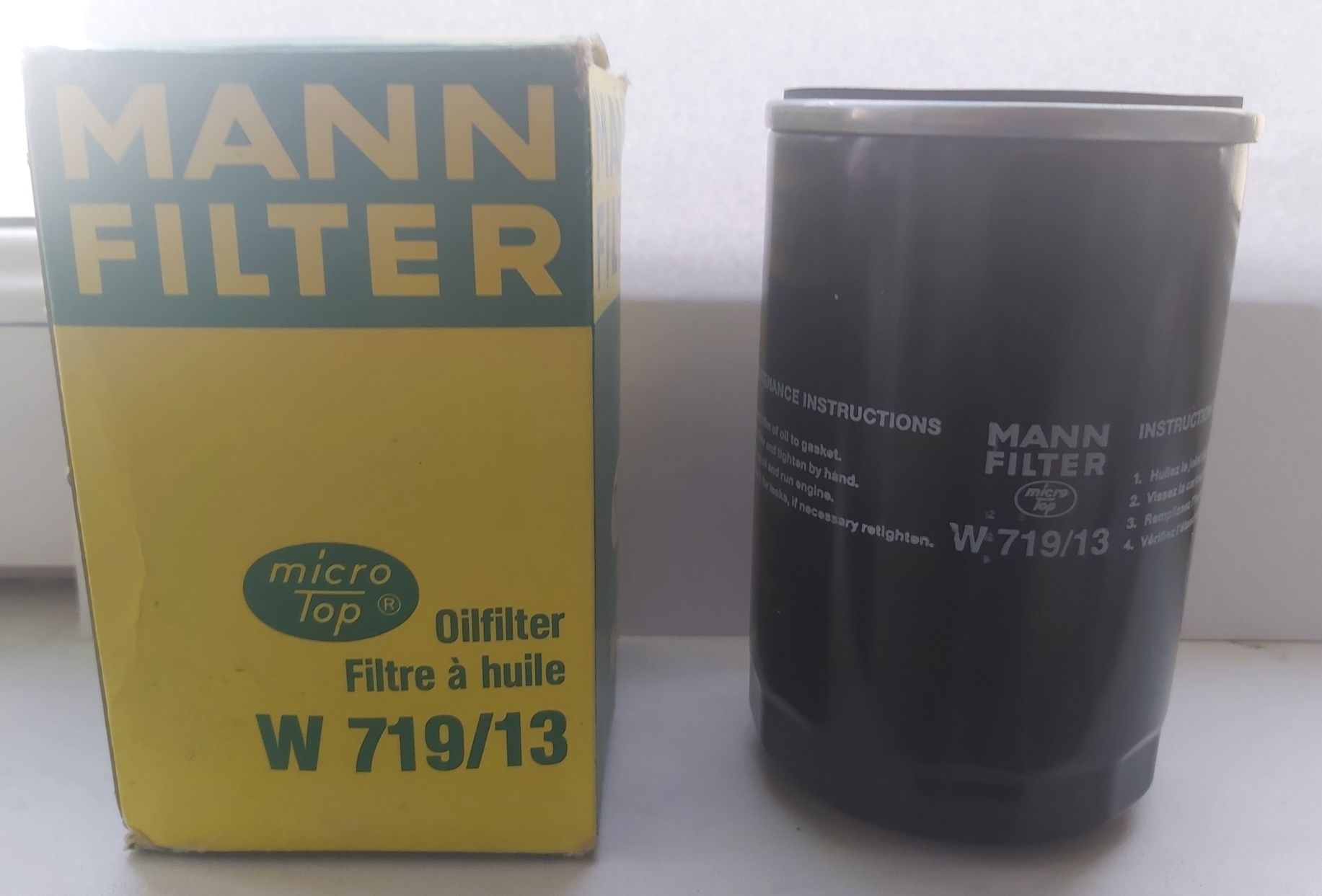 Масляний фільтр MANN-FILTER W 719/13