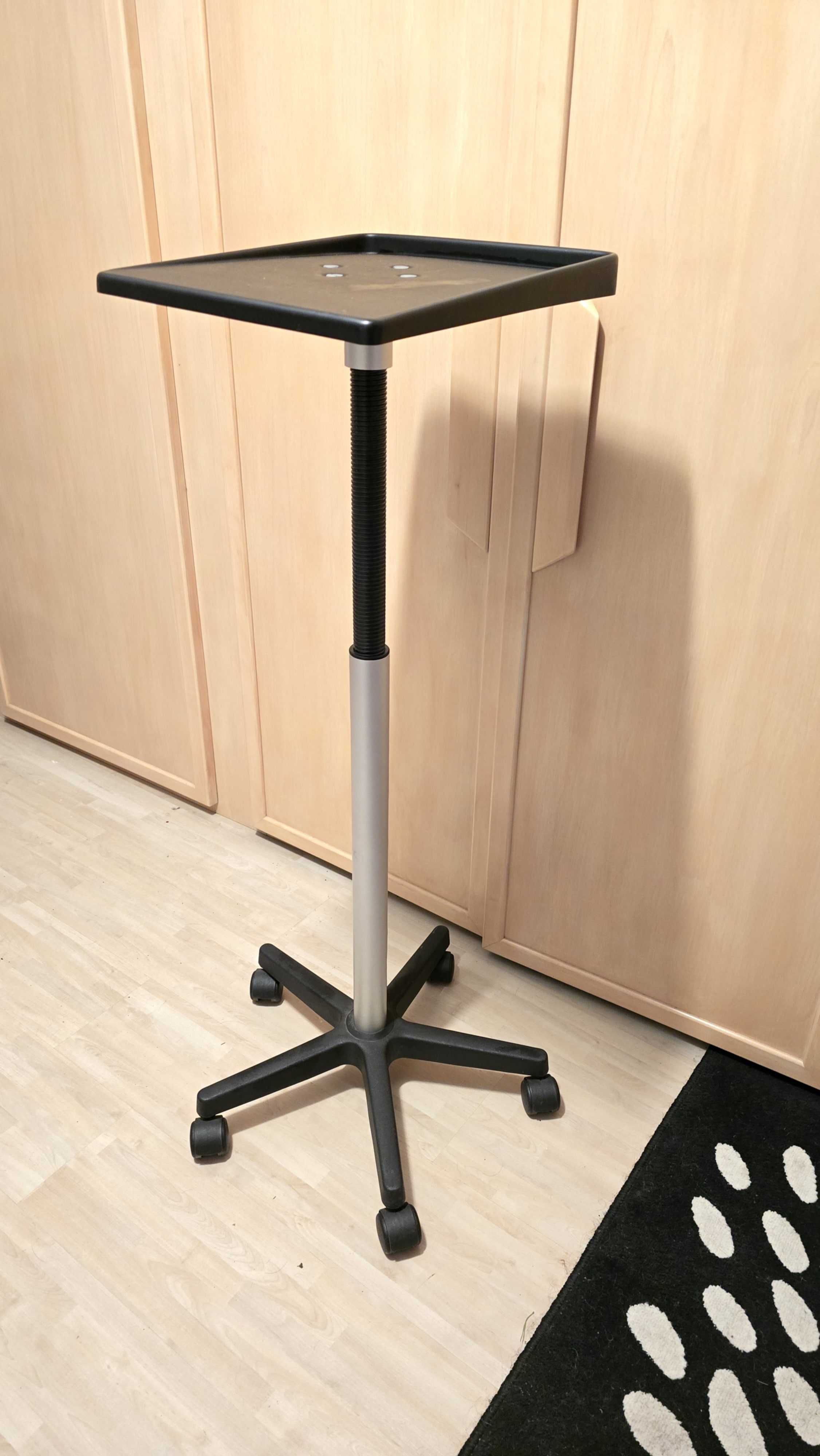 Stojak pod rzutnik projektor