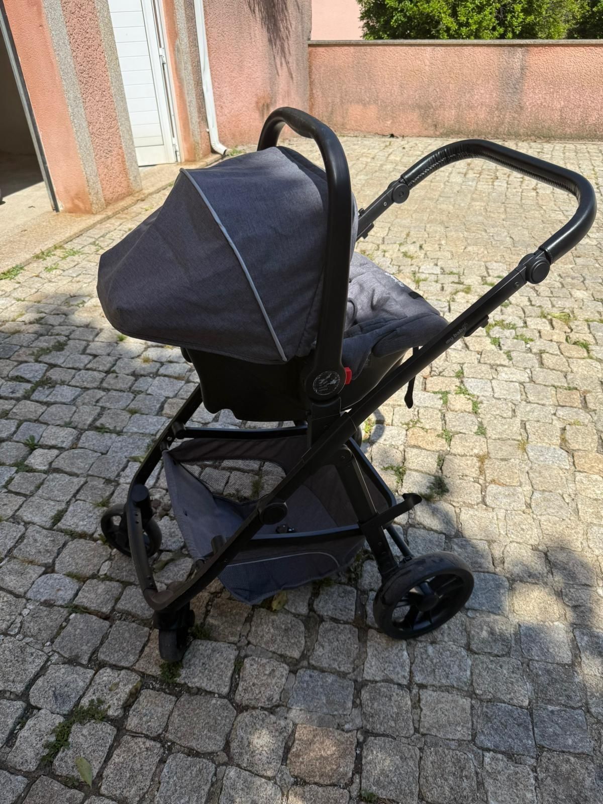 Carrinho de bebé completo