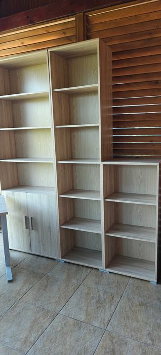 Regały BRW Office i biurko
