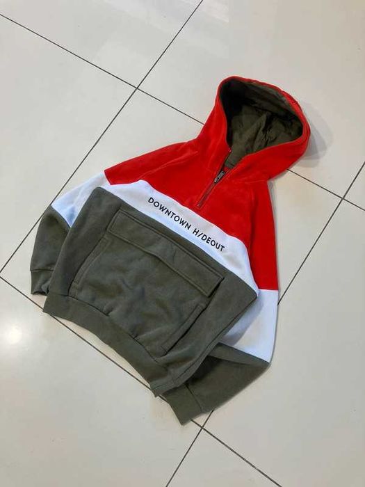 Reserved bluza dziecięca chłopięca długi rękaw kolorowa rozmiar 146