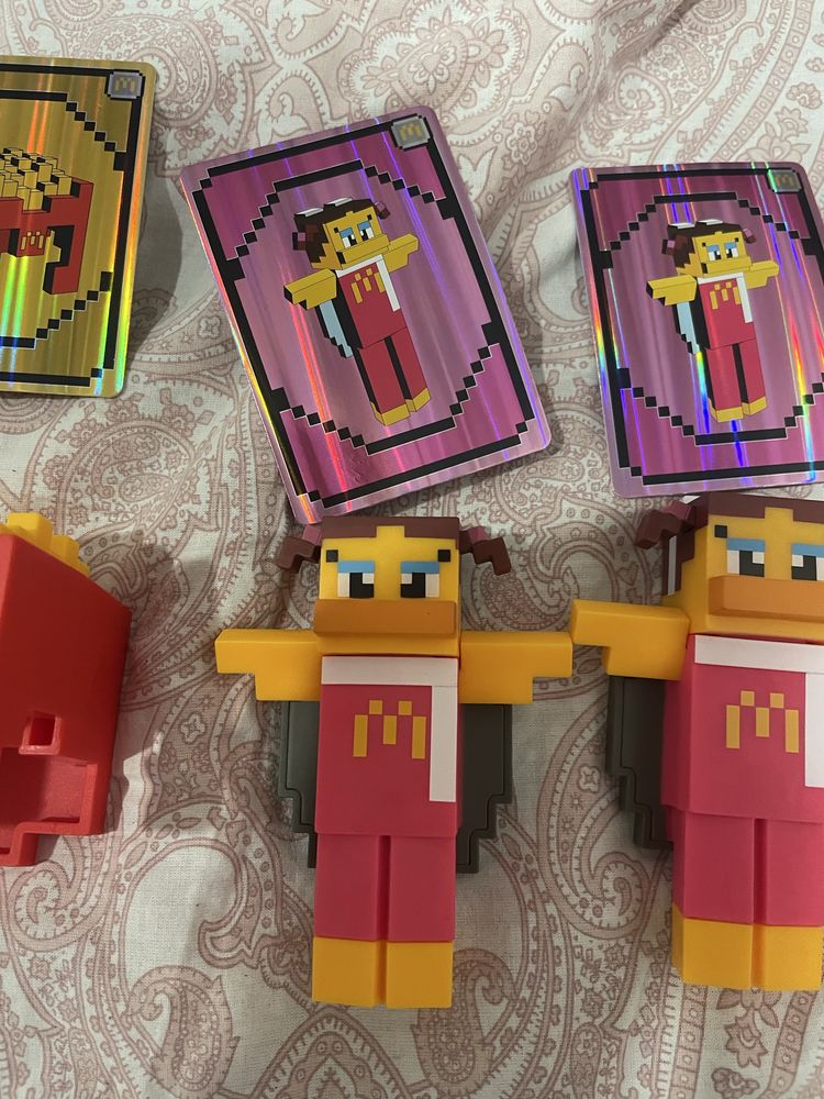 Bonecos Minecraft Mcdonalds