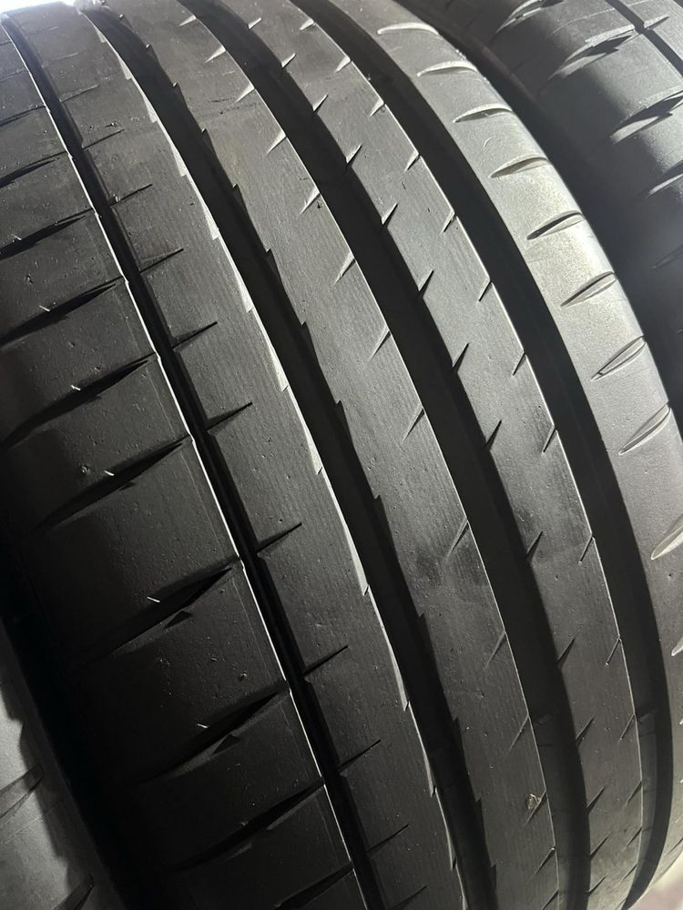 235/40/20 R20 Michelin Pilot Sport 4 EV 4шт