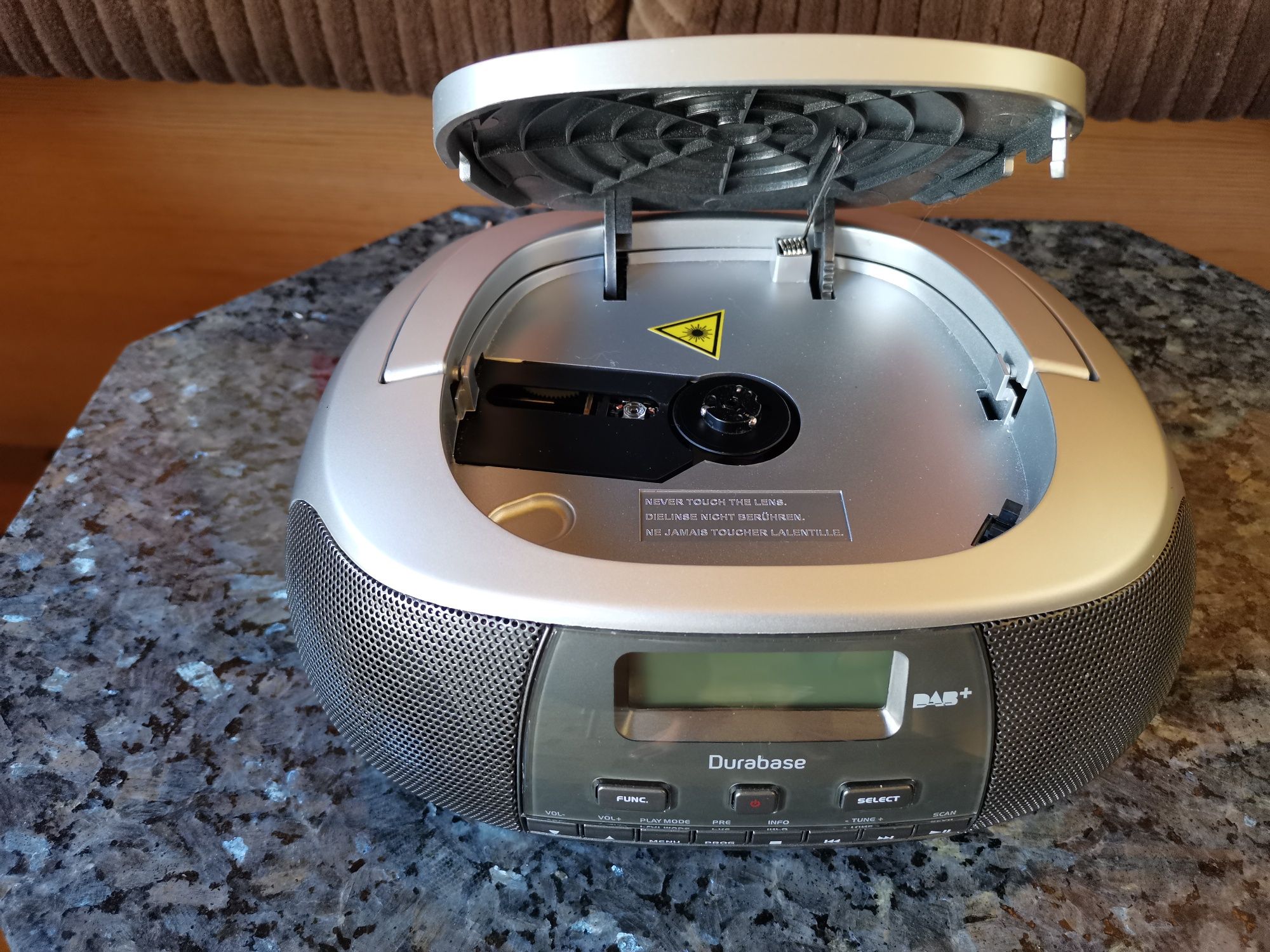 Super Radio DURABASE DAB +