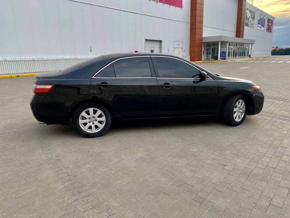 Продам Toyota Camry