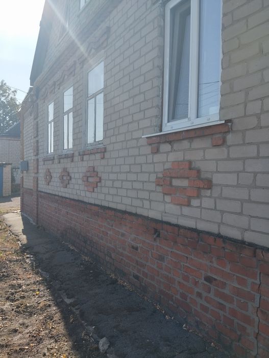 Продам дуже гарний та затишній  будинок у Новій Водолазі