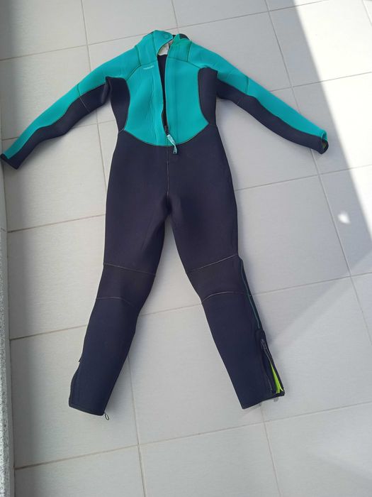 Fato de surf tribord em bom estado