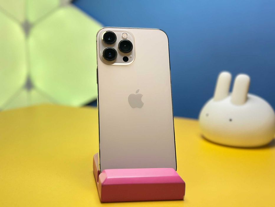Смартфон Apple iPhone 13 Pro Max 128GB Gold (146078) Б/У З ГАРАНТІЄЮ